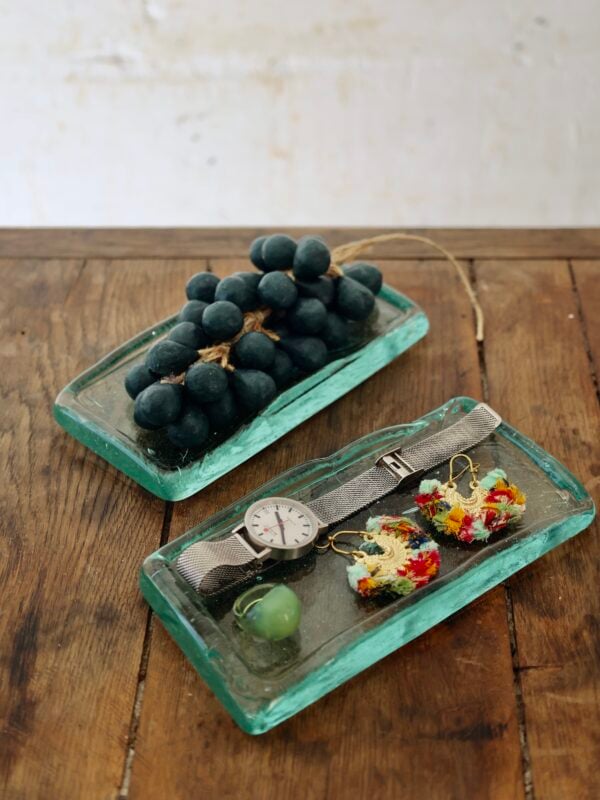 la-soufflerie-burriera-grande-transparent-tableware-butter-dish-small-tray-mouth-blown-recycled-glass