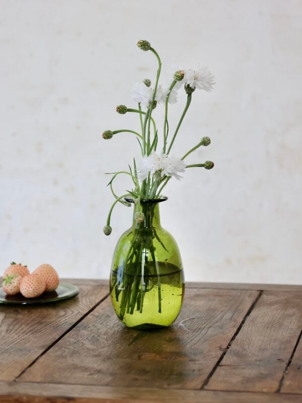 amour-sans-anse-olive-bud-vase-mouth-blown-by-la-soufflerie