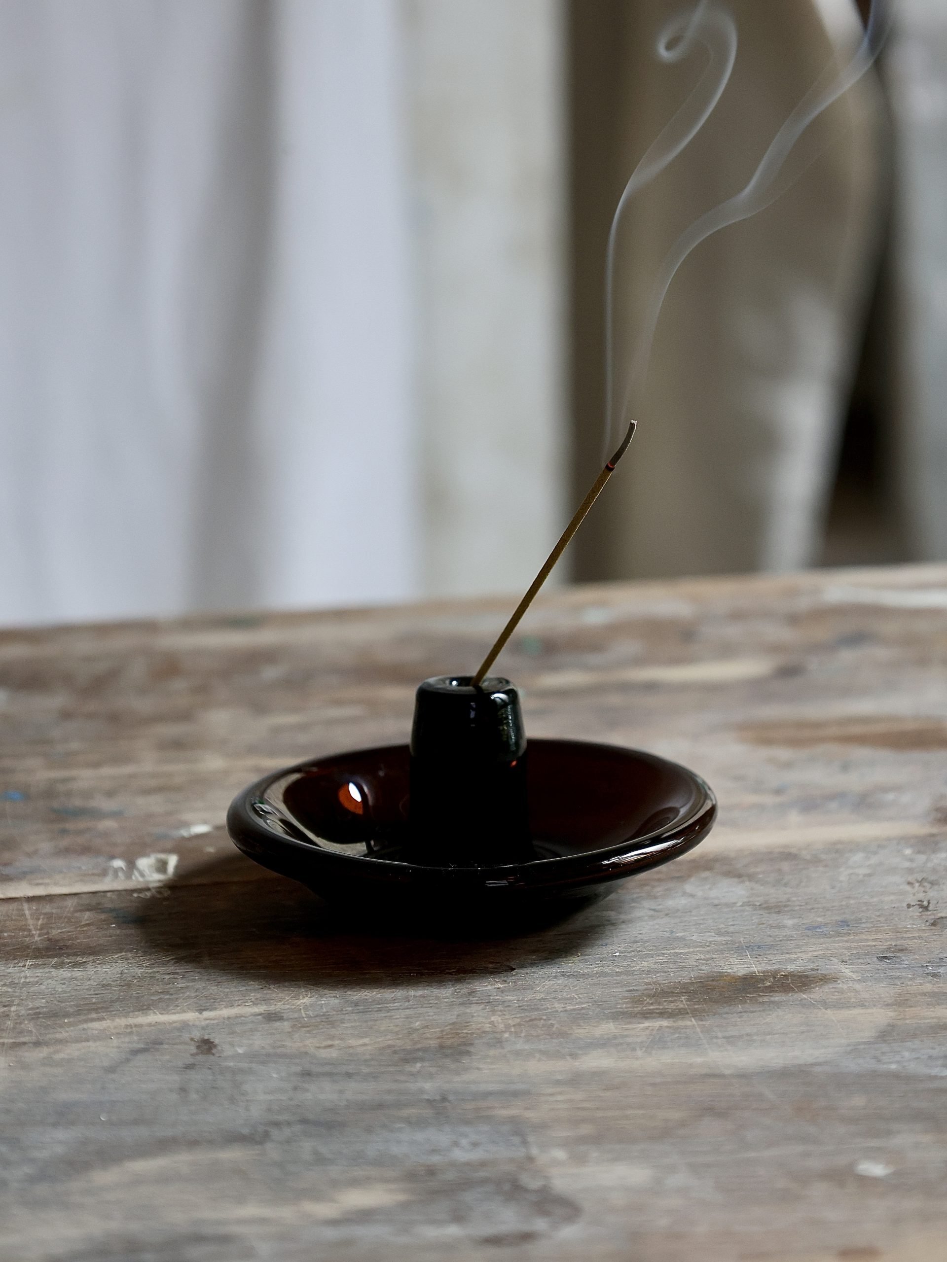 Incense Holder Dark Brown - La Soufflerie - Mouth-blown recycled glass