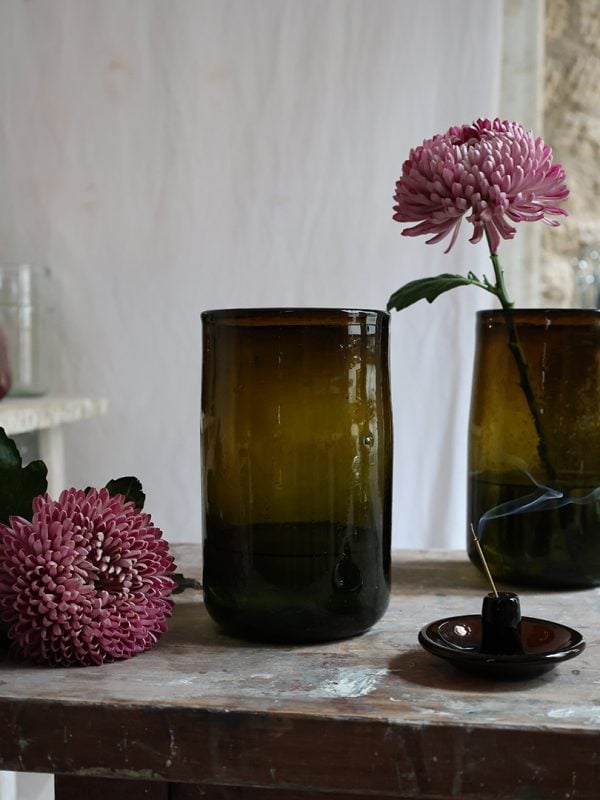 la-soufflerie-vase-froit-marron-mix-vases-hurricane-vases-at-home-hand-blown-recycled-glass