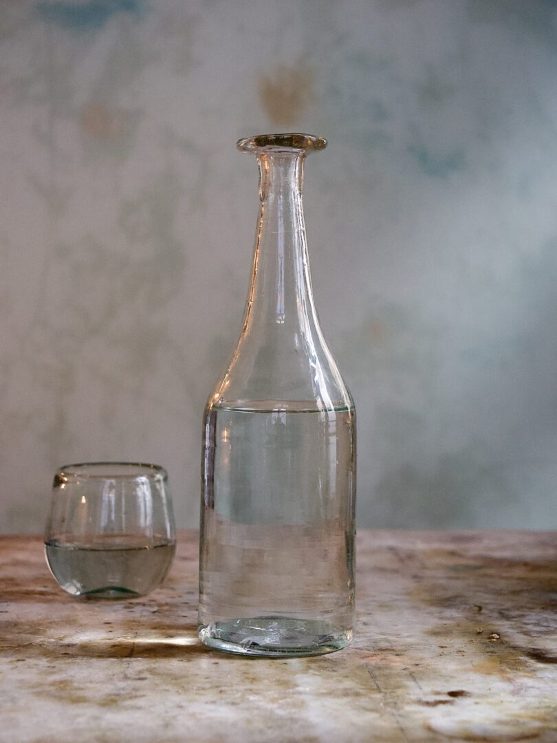 la-soufflerie-giorgio-transparent-carafe-mouth-blown-recycled-glass