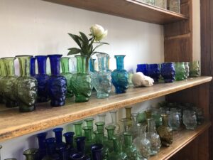 la-soufflerie-pop-up-shop-paris-vase-tete