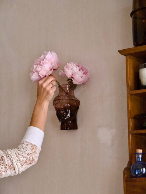 la-soufflerie-simon-wall-mounted-vase-framboise-mouth-blown-recycled-glass