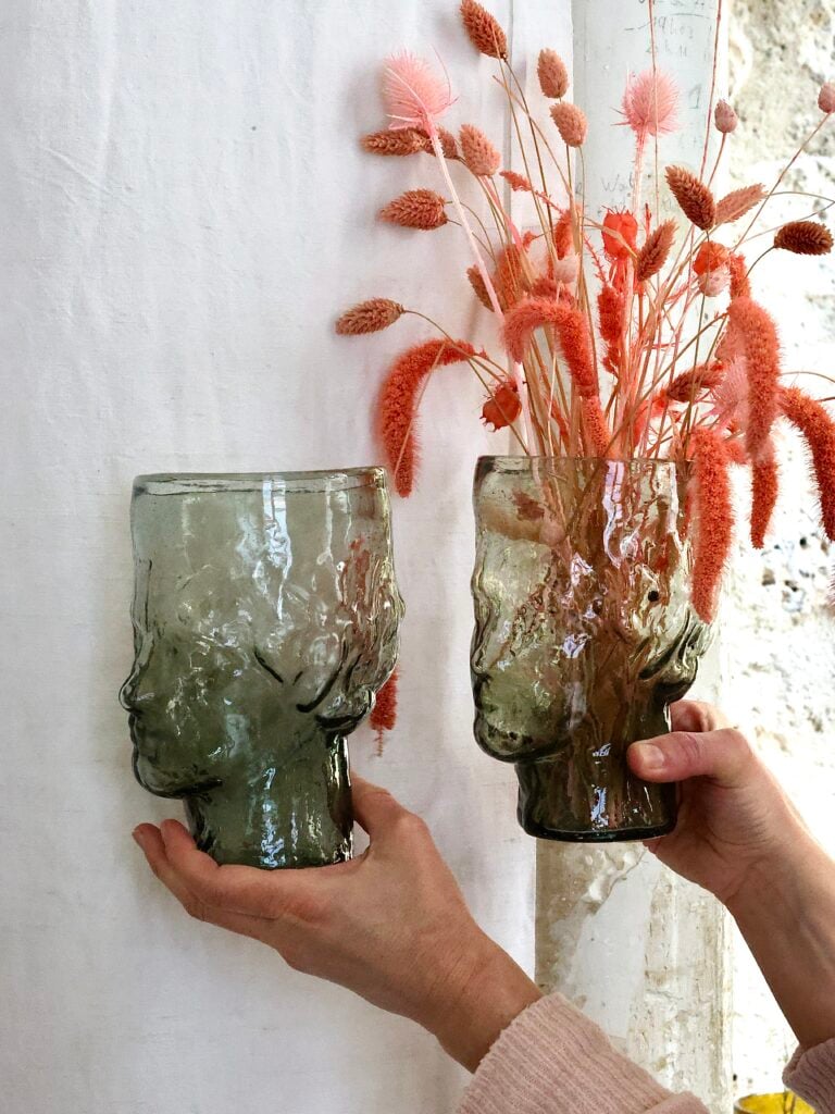 la-soufflerie-roma-vase-fumé-gris-mouth-blown-recycled-glass