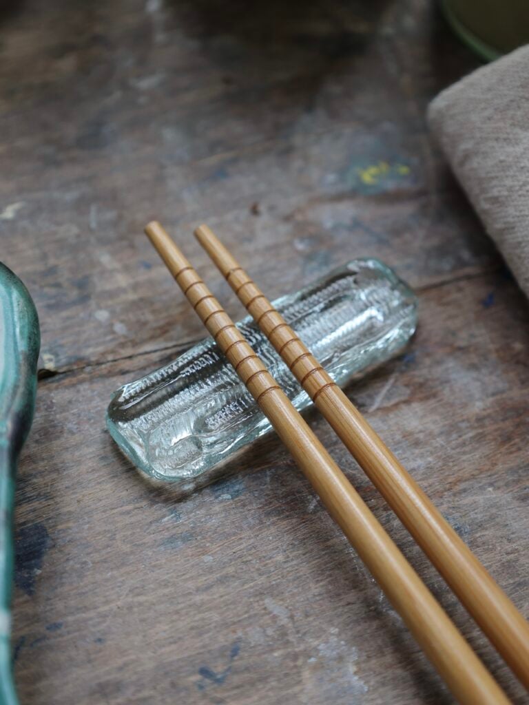 cutlery-holder-transparent-small-hand-blown-recycled-glass