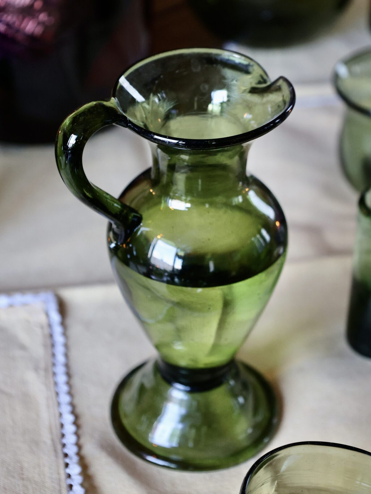 vinum-vert-fumé-drinkware-carafe-decanter-pitcher-mouth-blown-recycled-glass