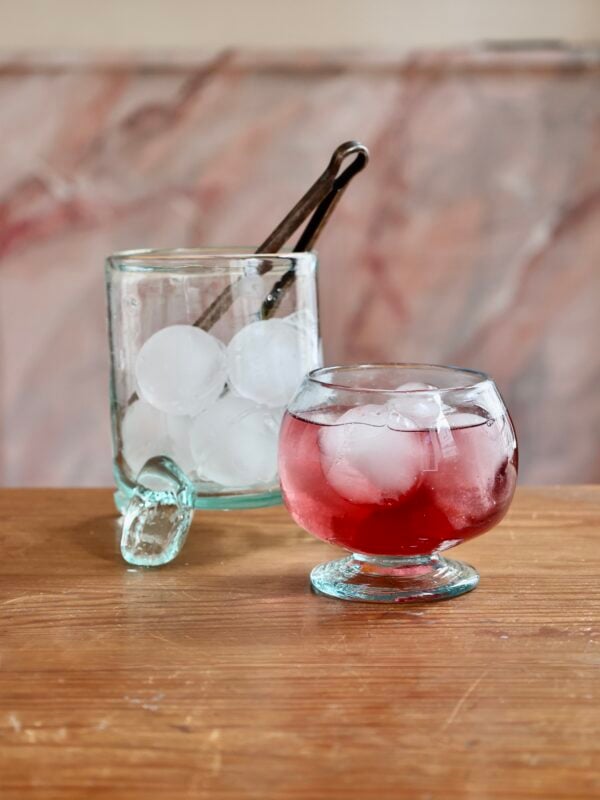 gordo-transparent-drinkware-stem-glass-hand-blown-recycled-glass