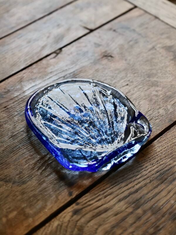 coquille-saint-jacques-creuse-accessories-mouth-blown-recycled-glass