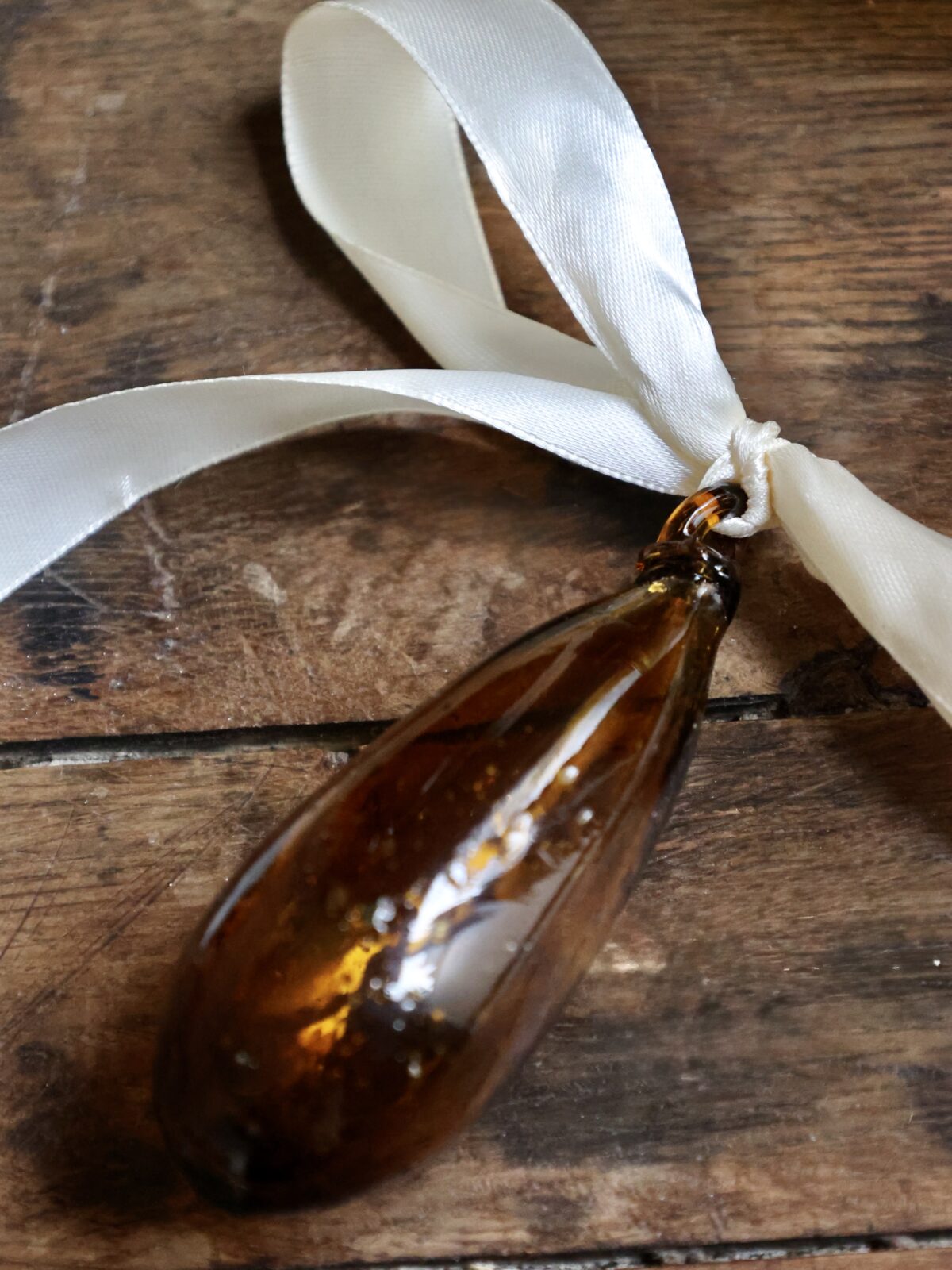 boule-12-cm-dark-brown-verre-recycle-souffle-bouche