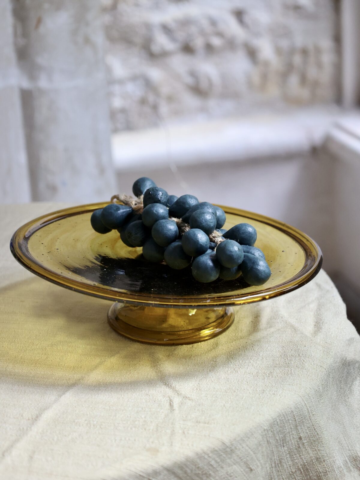 opera-miel-mouth-blown-recycled-glass