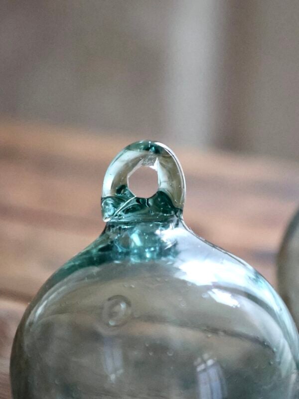 Hand-blown christmas ball using recycled glass